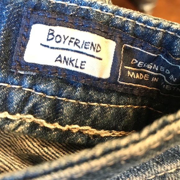 ⬇️ Miss Me Boyfriend Distressed Patched Jeans - Picture 6 of 7